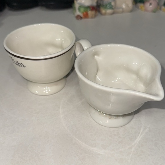 Vintage Baileys Irish Cream Limited Edition 1996 Yum Creamer and Sugar Bowl Set - Picture 8 of 8